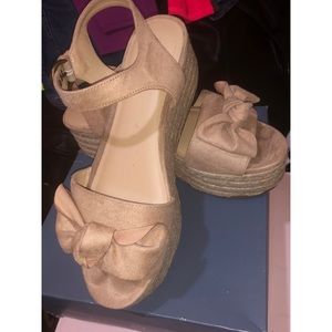 Tan Flatform Heels